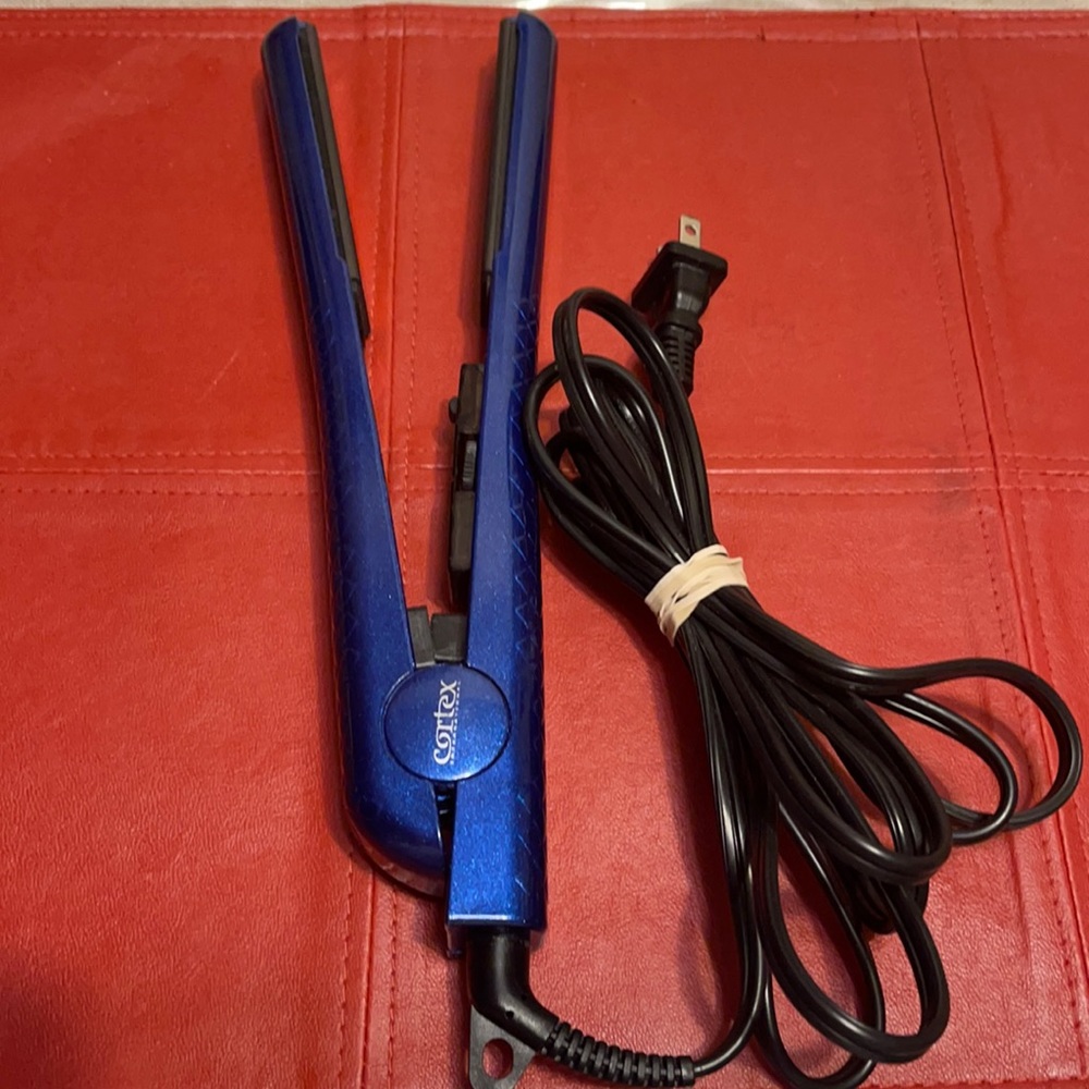 CORTEX INTERNATIONAL FLAT IRON